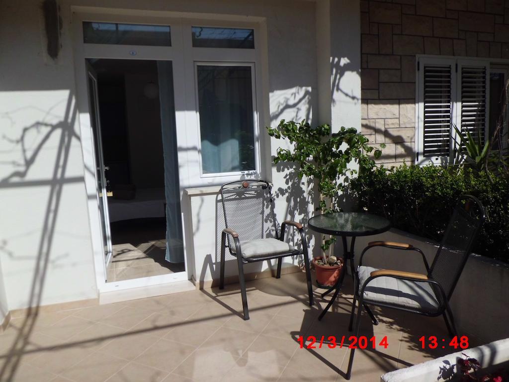 Apartments Viskovic Makarska Oda fotoğraf